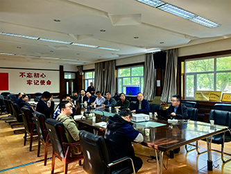 03青果软件集团与新疆大学座谈交流实况(二).jpg
