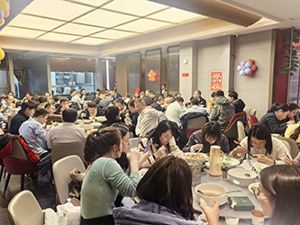 09聚餐剪影(三).png