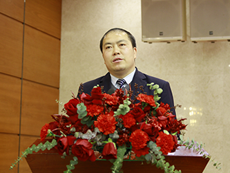 15总裁助理兼市场总监肖辉讲话.png