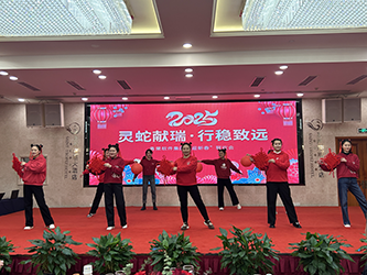 24文艺节目二等奖 舞蹈《中华全家福》.png